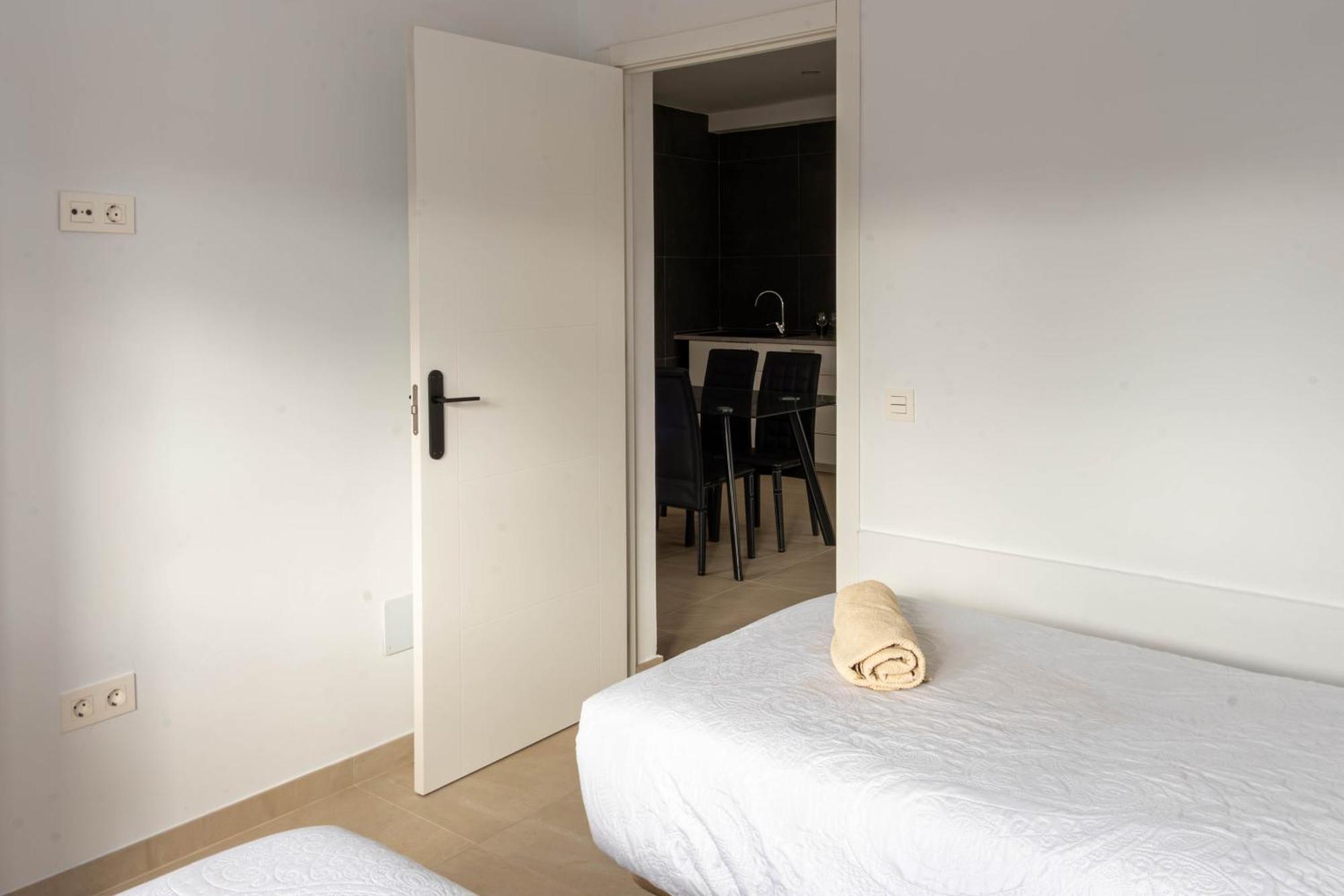 Kiposhi Beach Apartments Punta Mujeres Haría Екстериор снимка