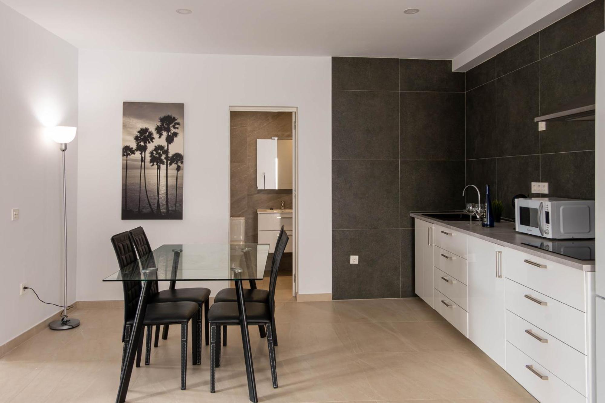 Kiposhi Beach Apartments Punta Mujeres Haría Екстериор снимка