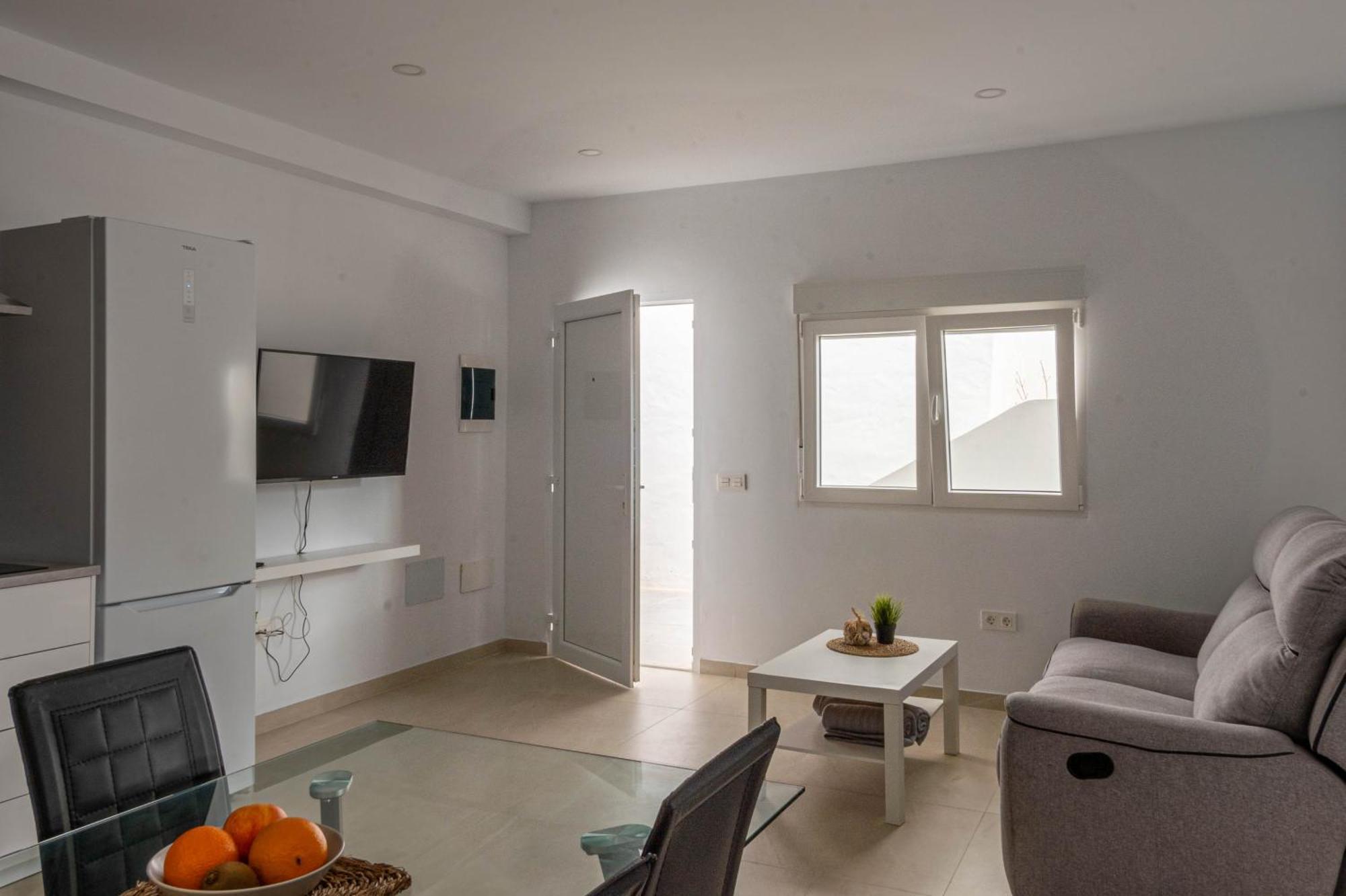 Kiposhi Beach Apartments Punta Mujeres Haría Екстериор снимка