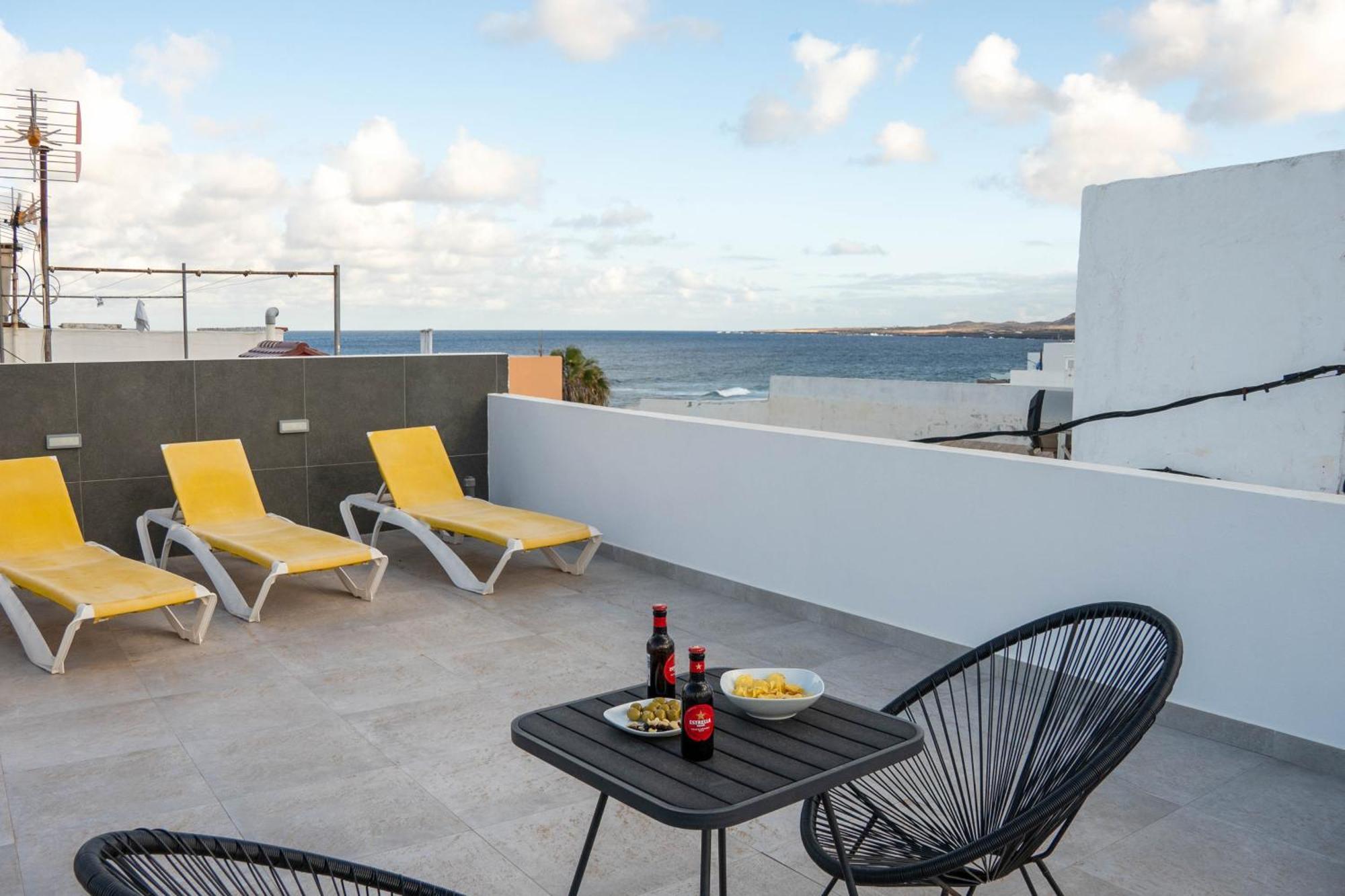 Kiposhi Beach Apartments Punta Mujeres Haría Екстериор снимка