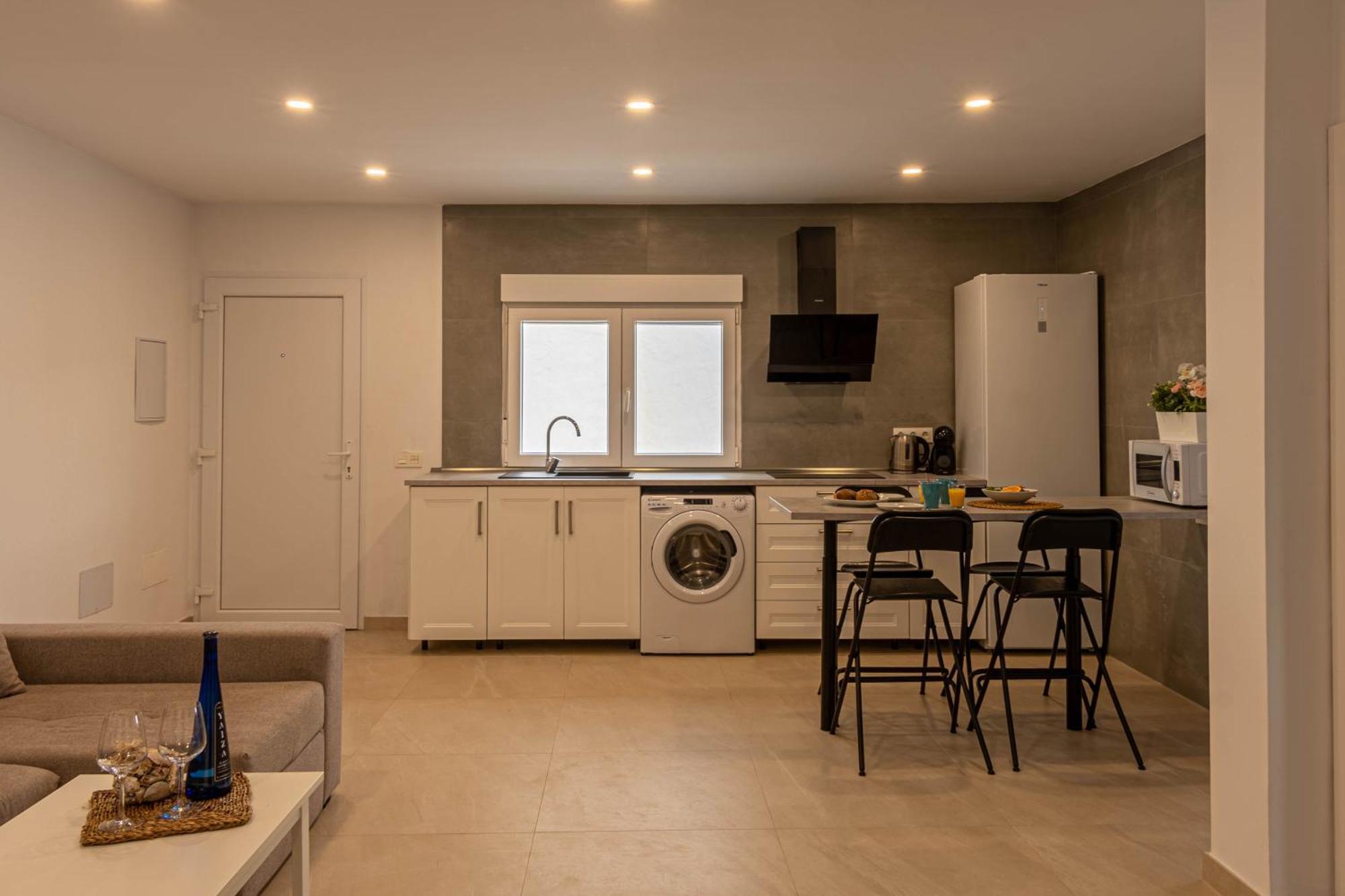 Kiposhi Beach Apartments Punta Mujeres Haría Екстериор снимка