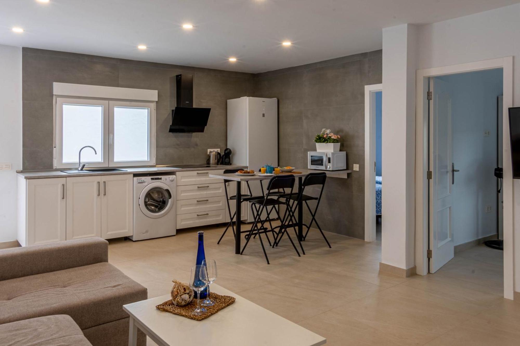 Kiposhi Beach Apartments Punta Mujeres Haría Екстериор снимка